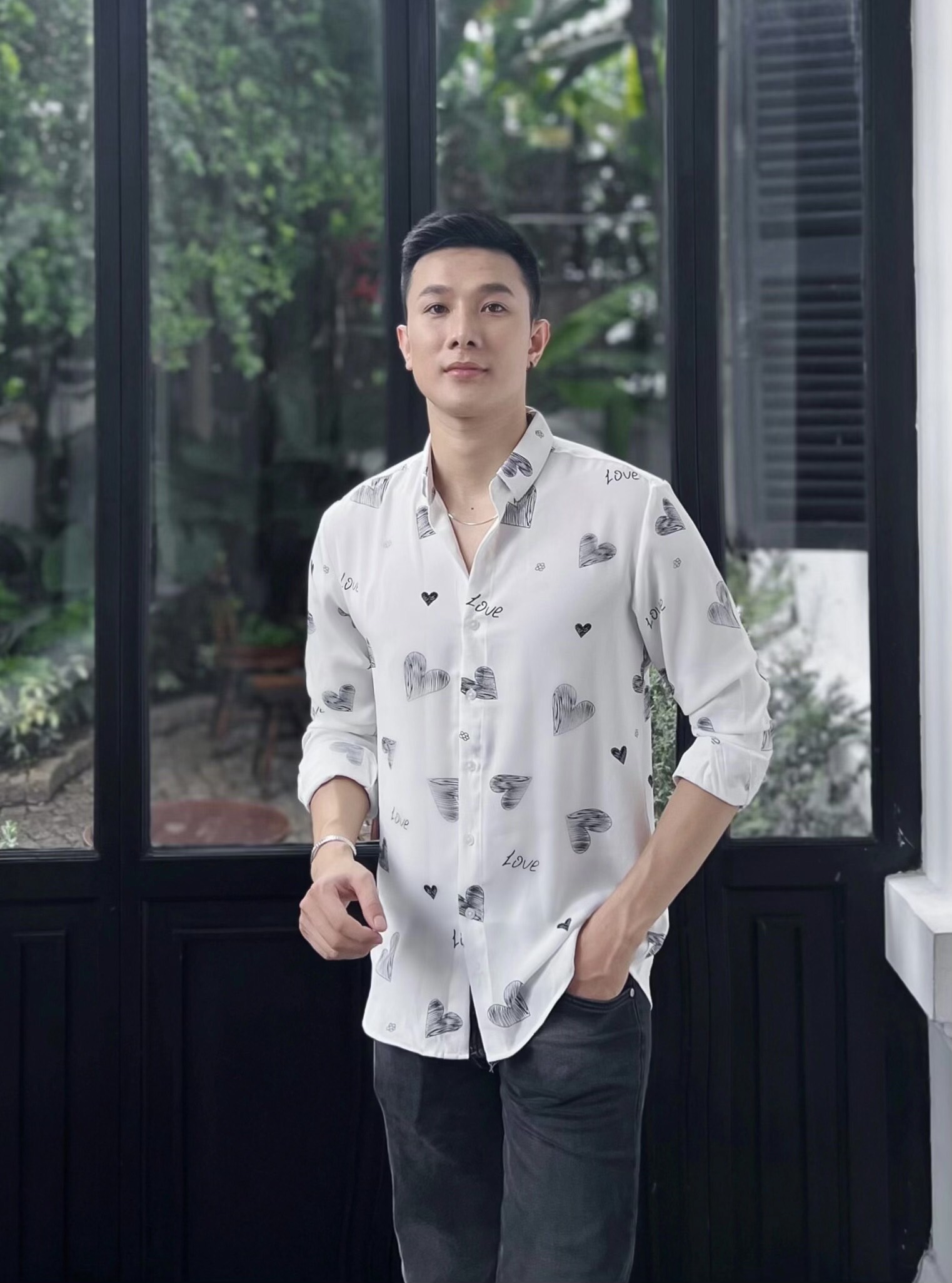Áo sơ mi lụa tay dài họa tiết S10