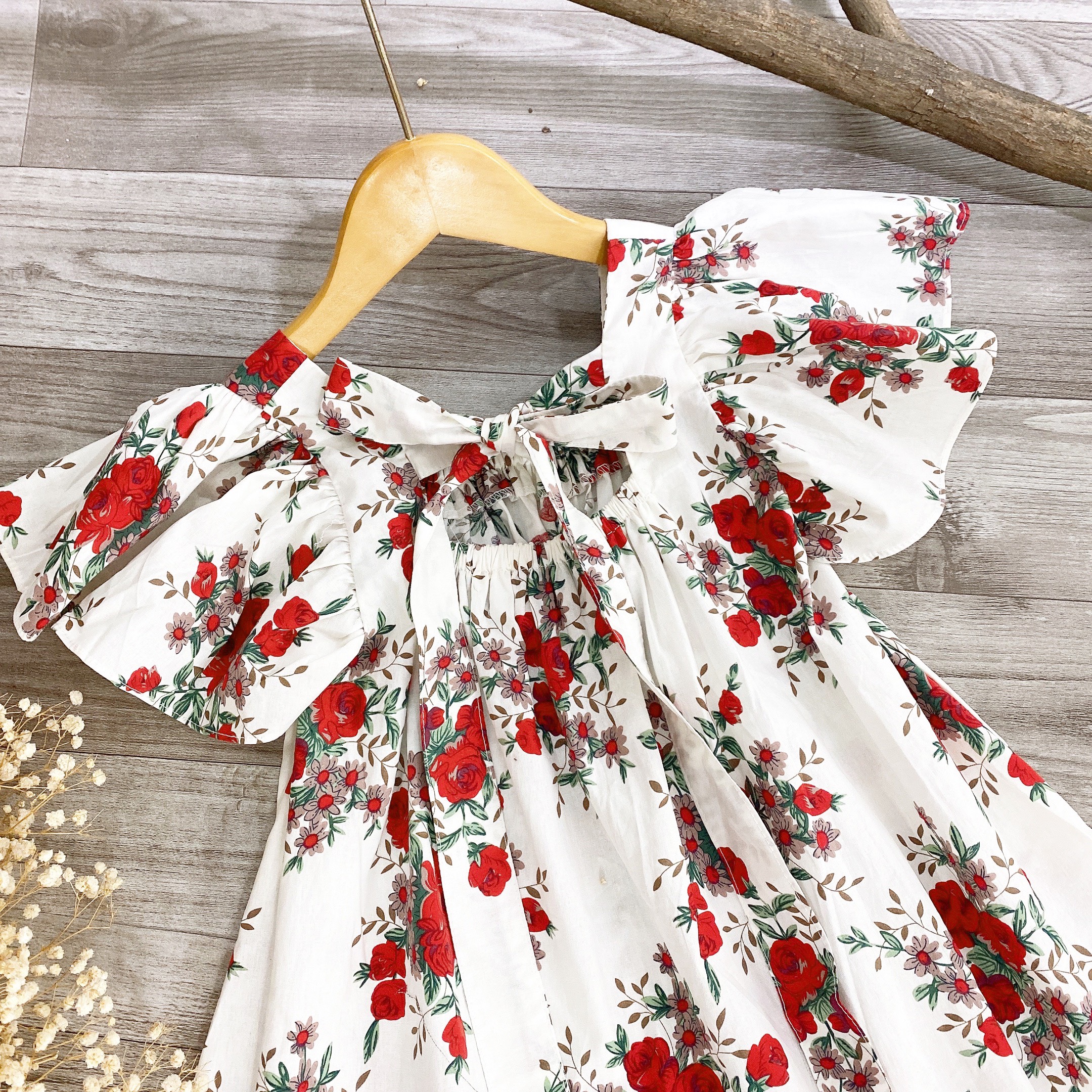 Váy bé gái hoa hồng ROLIA chất cotton mặc mát và thấm hút mồ hôi cho ngày hè V136