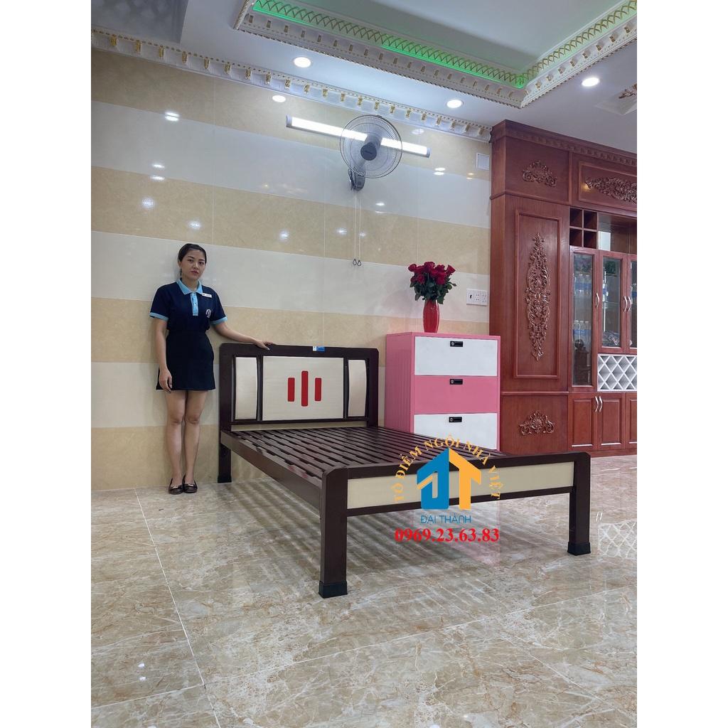 Giường sắt hộp vuông 48 cao cấp Đại Thành 1m6x2m