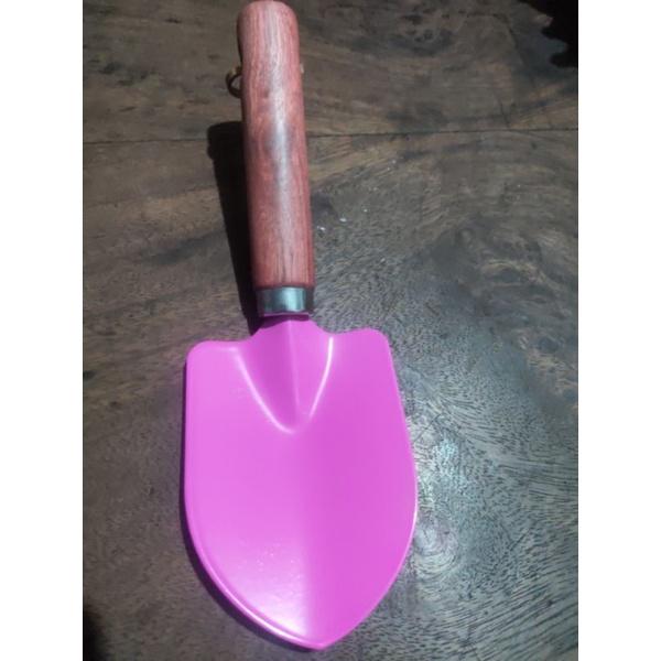 Xẻn xúc đất làm vườn KT: D21cm x R7.5cm x C2cm