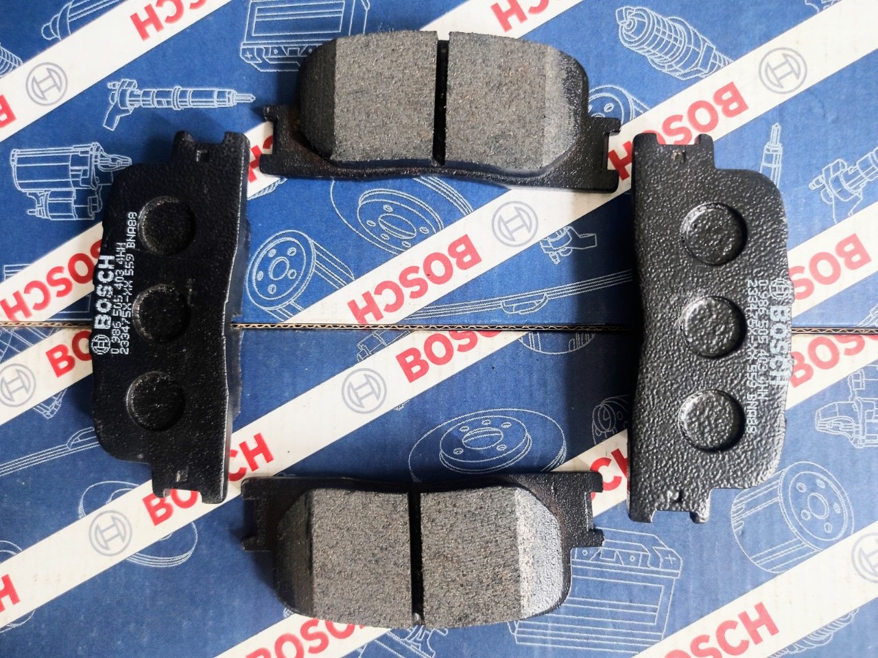 Bố Thắng Sau Toyota Camry 2.0/2.4/3.0 Lexus ES300, ES330 - Bosch BP 5403