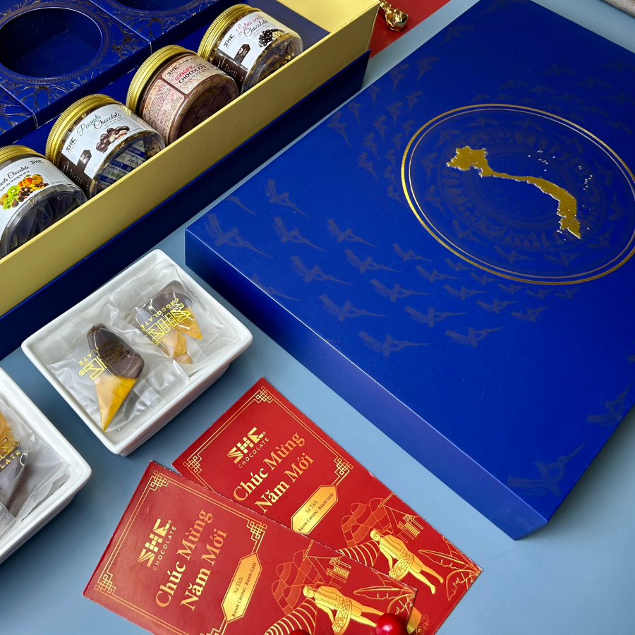 Bộ quà Cung Trăng Coban - 3 bánh trung thu socola - SHE Chocolate  - Quà tặng sức khỏe cho người thân - Trung thu 2023