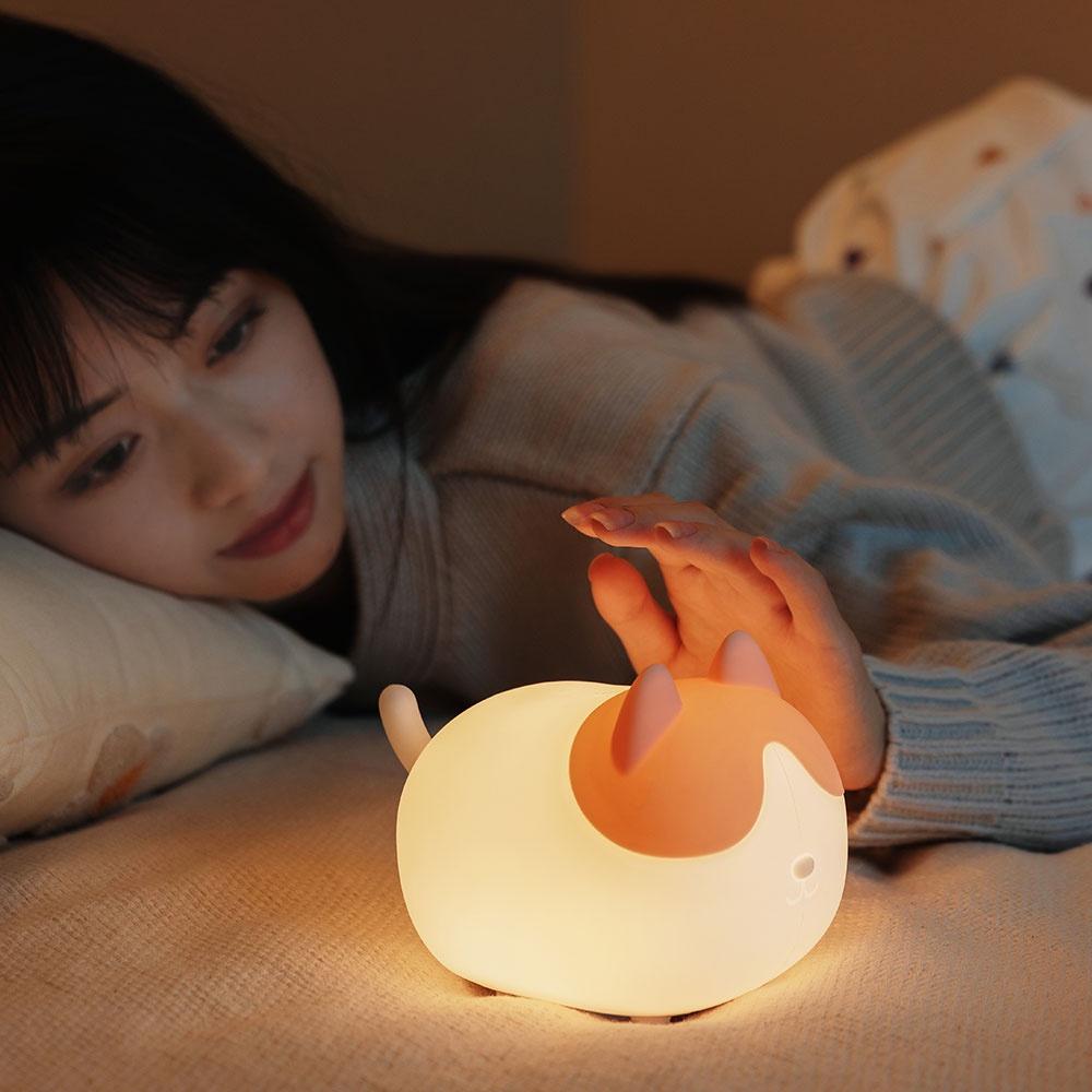 Đèn ngủ dễ thương ánh sáng ấm