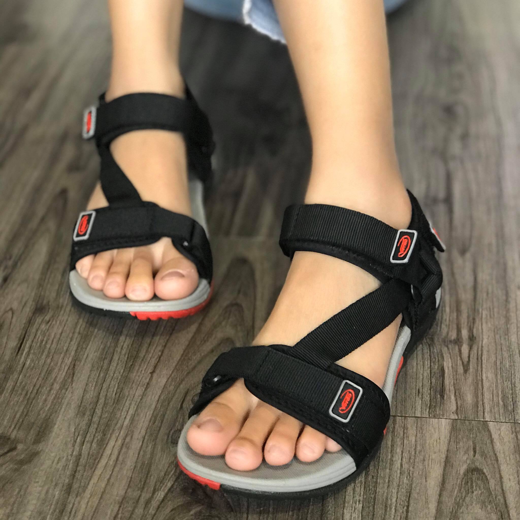 Giày Sandal Nam Vento Quai Chéo Xuất Khẩu NV4538