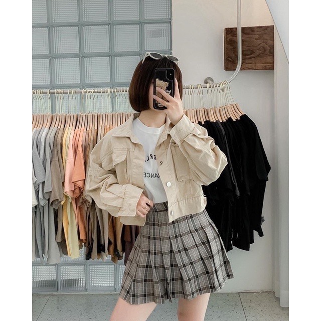 Áo khoác nữ kaki croptop thiết kế phối 2 túi hộp thời trang
