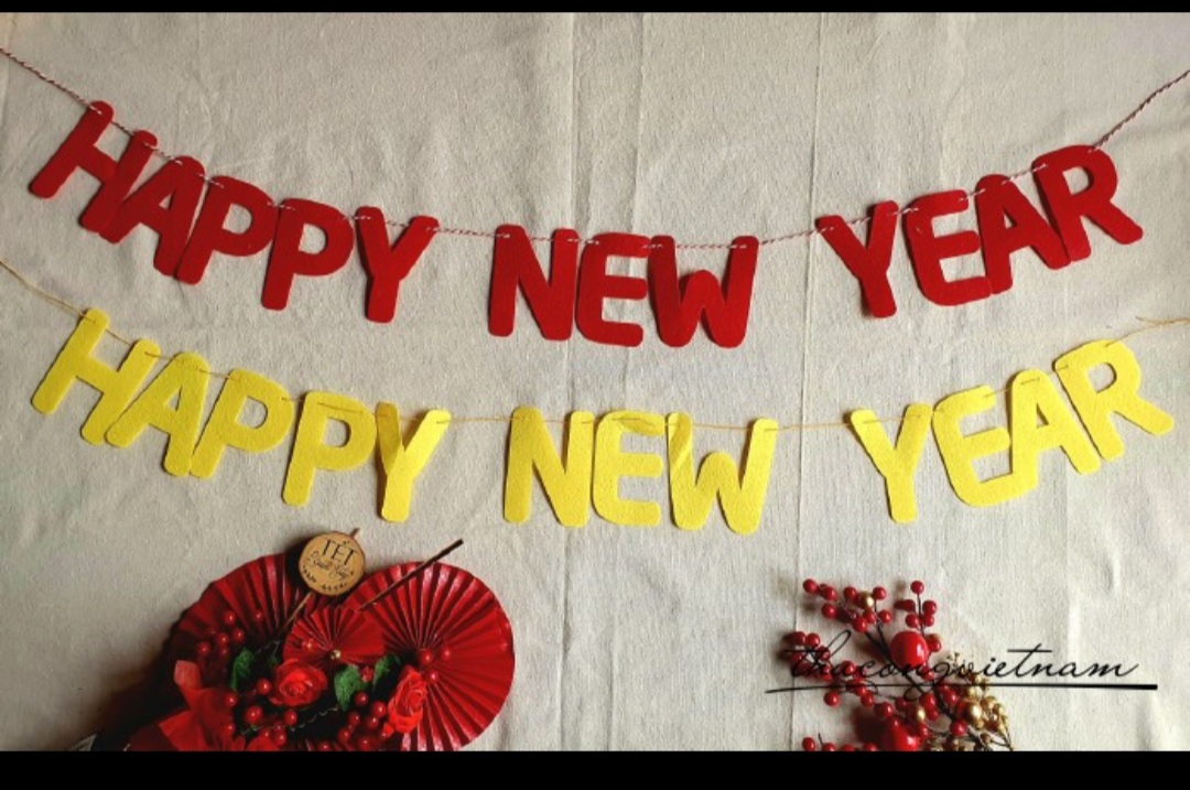 Dây treo nỉ chữ &quot;Happy new year&quot; 3m
