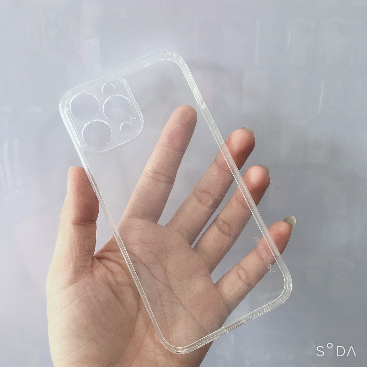 Ốp lưng trong suốt bảo vệ camera dành cho iPhone 13, 13 Pro,13 Pro Max chính hãng KST