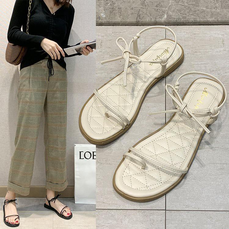 Giày Sandal xỏ ngón nữ quai ngang mảnh da mềm đế bệt lót trần chỉ đi êm chân 2 màu Kem + Đen xinh xắn - Mã S54