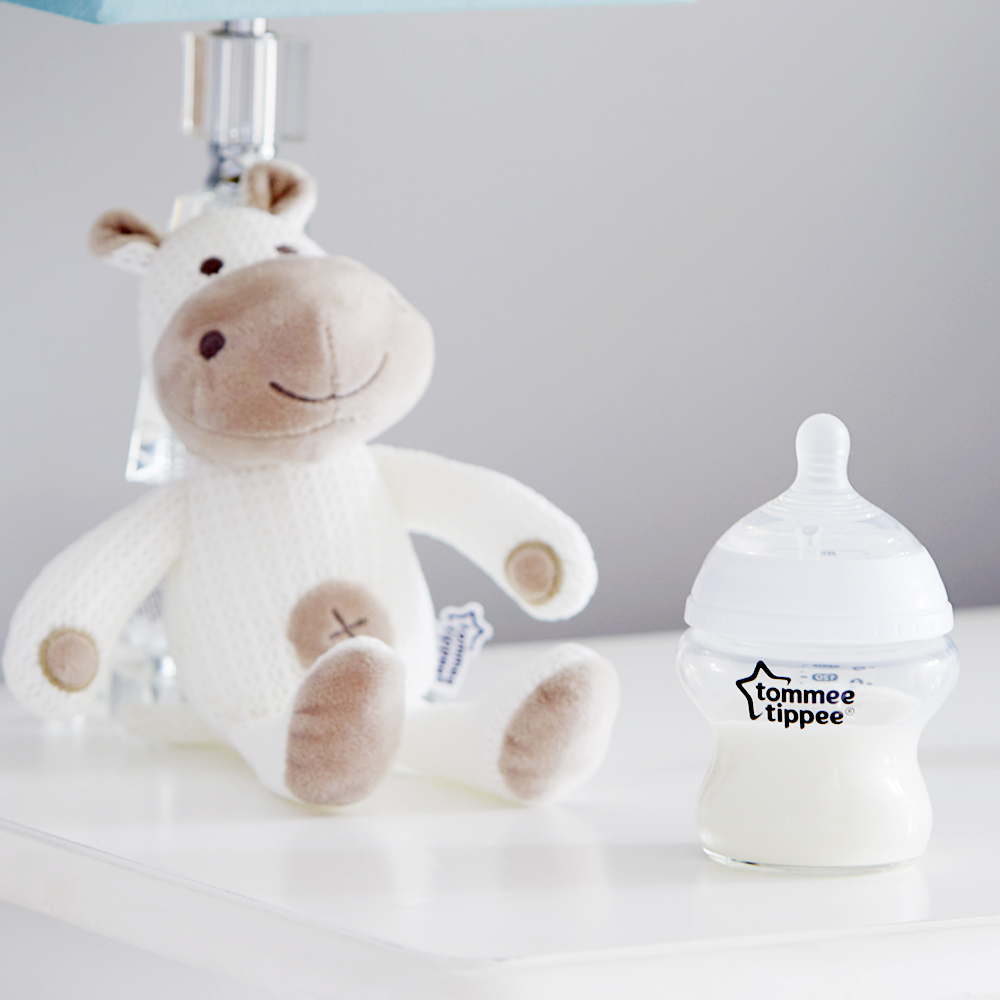 Núm Ty Silicon Siêu Mềm Tự Nhiên Cho Bé Tommee Tippee Natural Start Vari Flow Từ Sơ Sinh