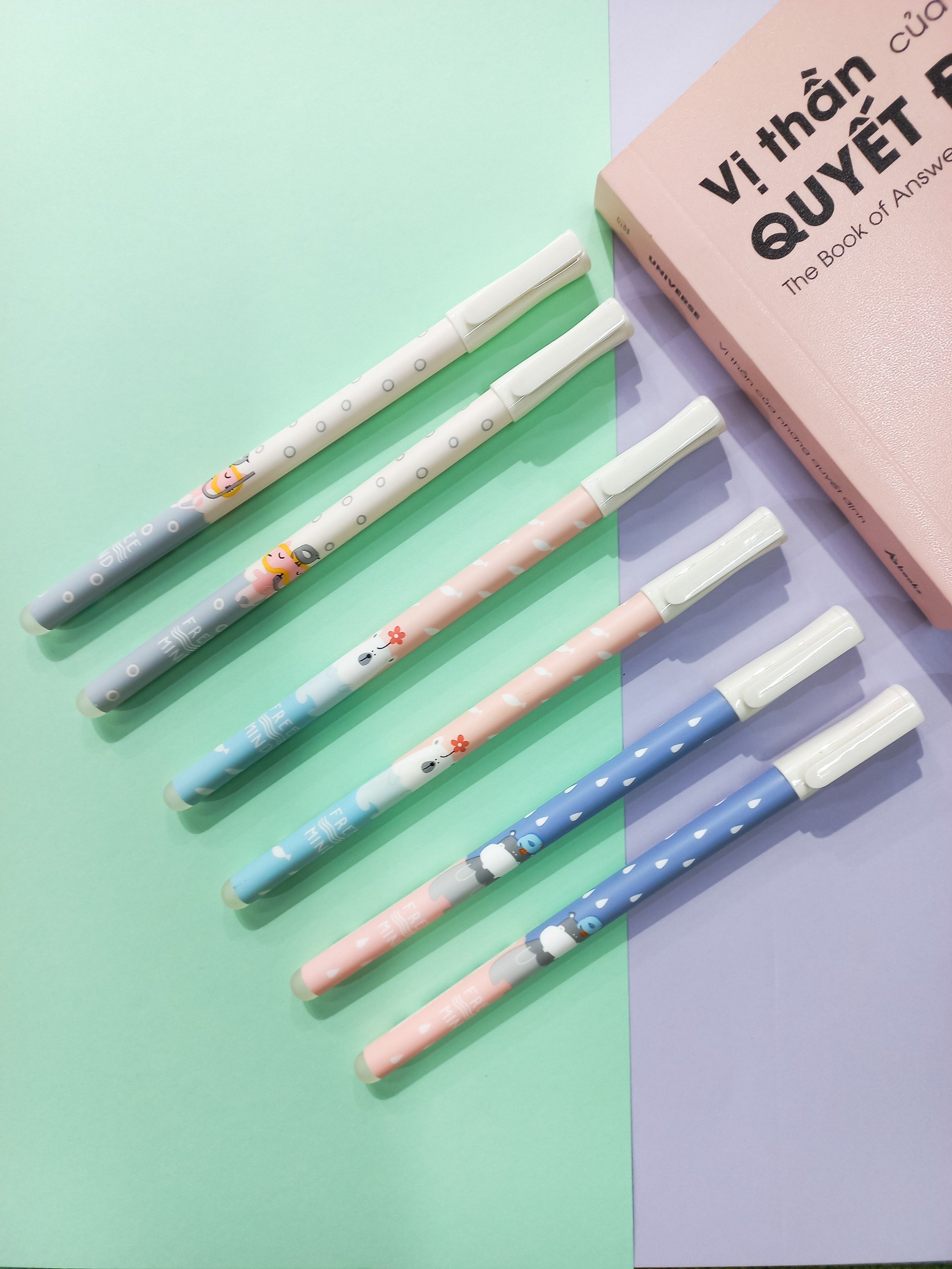 Bút gel AKPA0110A M&G mực đen 0.5 mm xóa được hình hoạt hình dễ thương