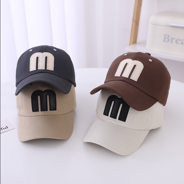 Mũ lưỡi trai họa tiết chữ M Chất Bông mềm mịn kiểu dáng hàn quốc cho bé 2 tuổi - 6 tuổi