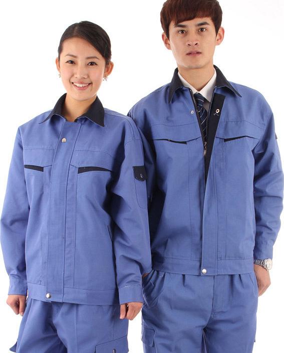 1 bộ quần áo khoác xanh QA 009