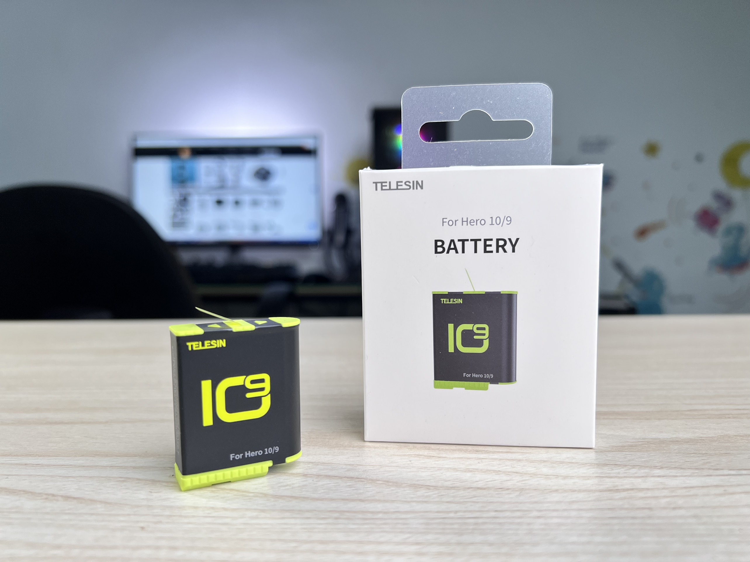 Pin Telesin Gopro 11 10 9 tem vàng mẫu mới 1750mAh