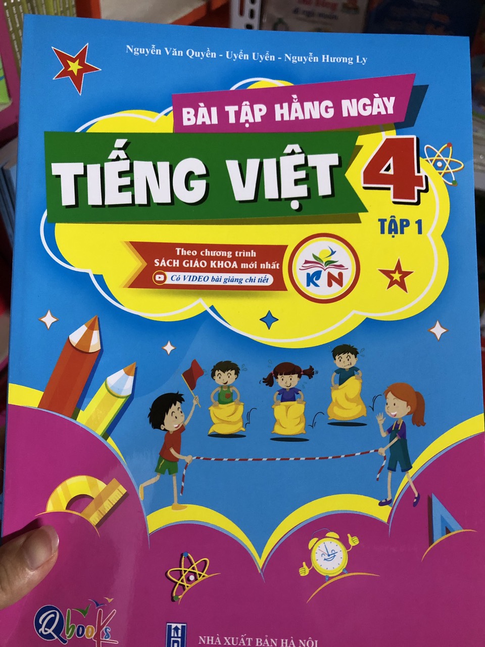 Bộ 2 cuốn bài tập hàng ngày toán và tiếng việt lớp 4 học kì 1 - kết nối mới nhất 2023