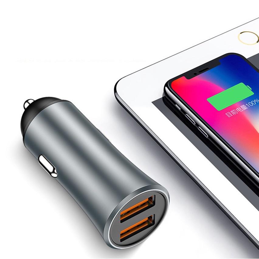 Tẩu sạc hai cổng cắm USB gắn bên trong xe hơi tiện dụng