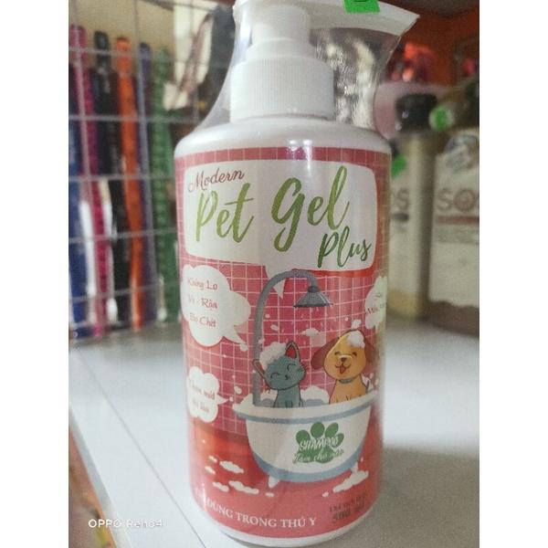 Sữa tắm nước hoa lưu hương Pet Gell Plus loại bỏ ve rận cho chó mèo 500ml.