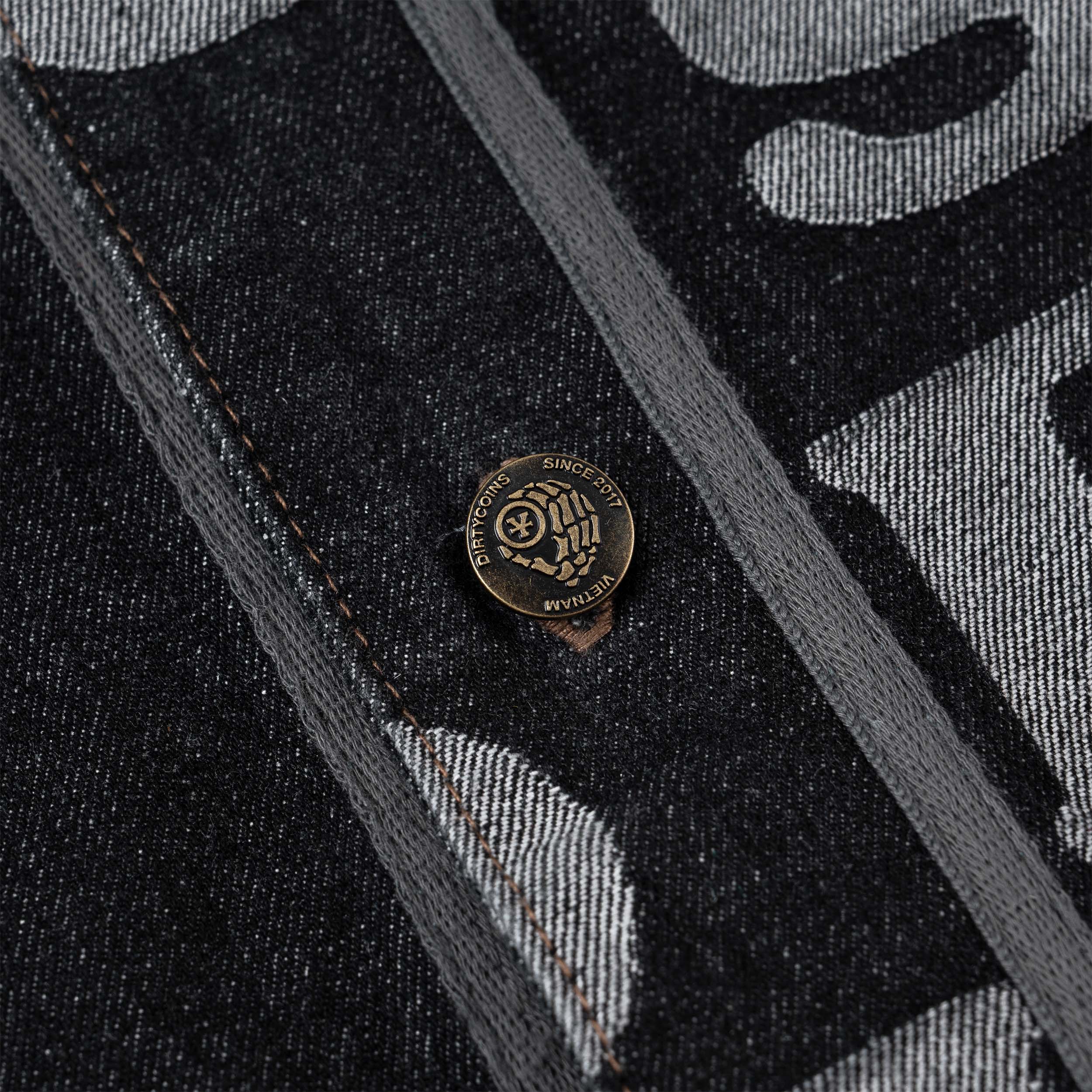 Áo Thun DiryCoins Letters Monogram Denim Jersey Shirt - Black