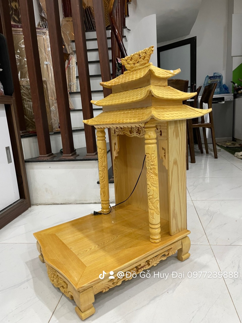 bàn thờ thần tài gỗ pomu 36cm