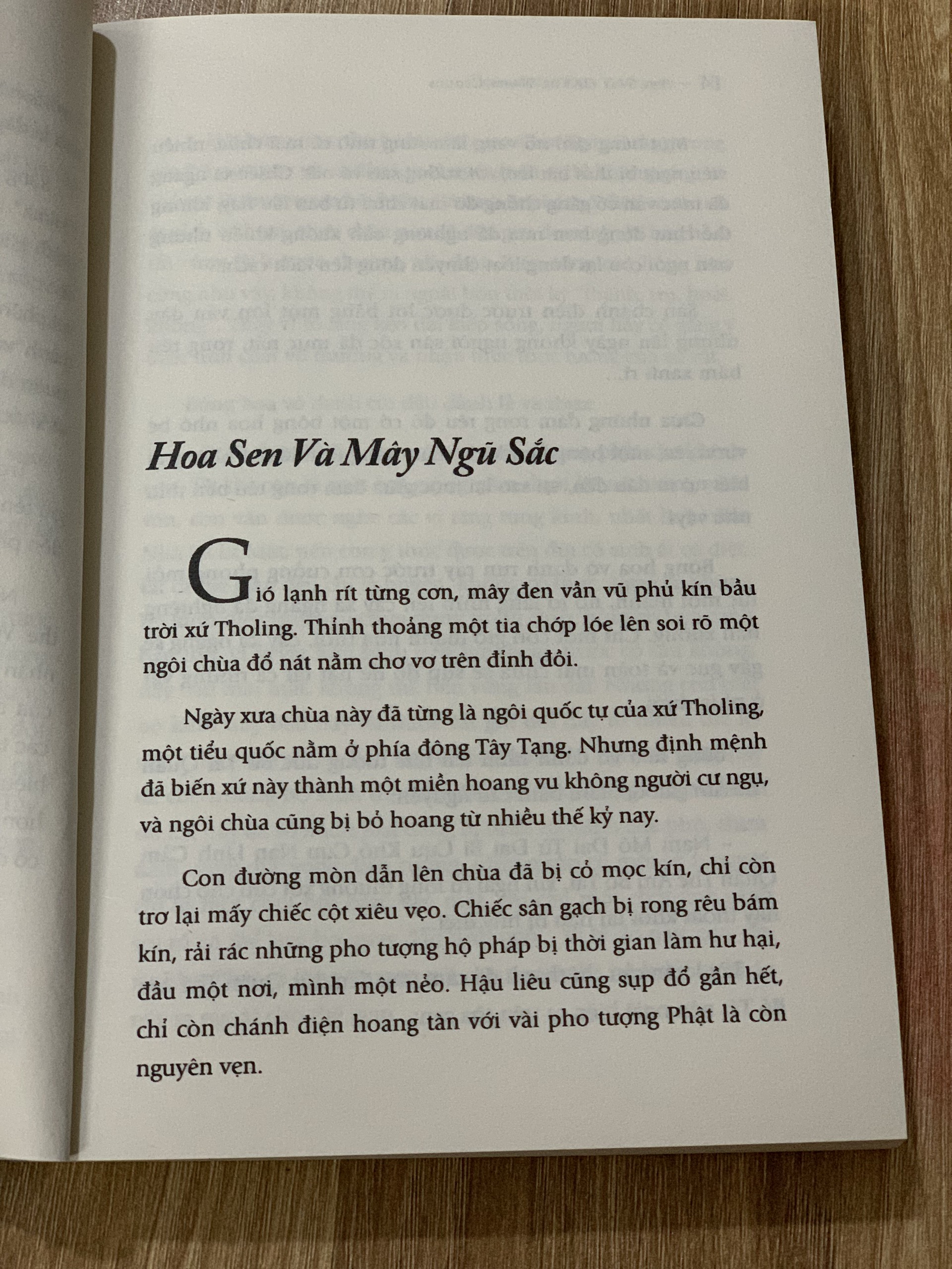 Sách - Đường Mây Qua Xứ Tuyết
