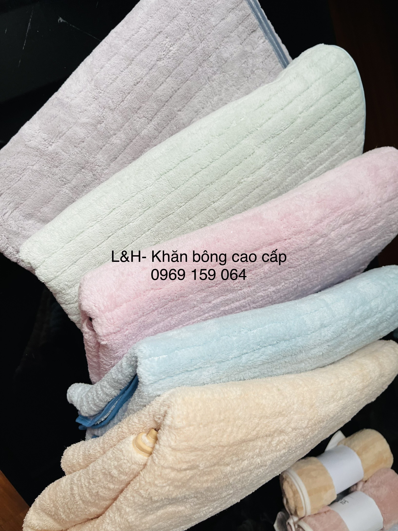 Khăn tắm lông cừu cao cấp, Kẻ viền chìm, KT 70x140cm