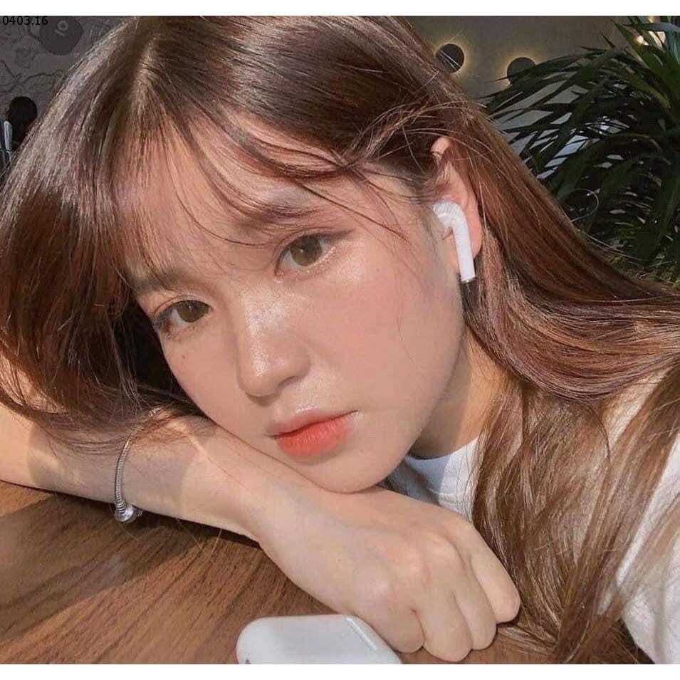 Tai nghe 5.0 bluetooth pro 4 nhỏ không dây , tự động kết nối khi mở nắp , cảm ứng , kèm dây sạc rất tiện dụng
