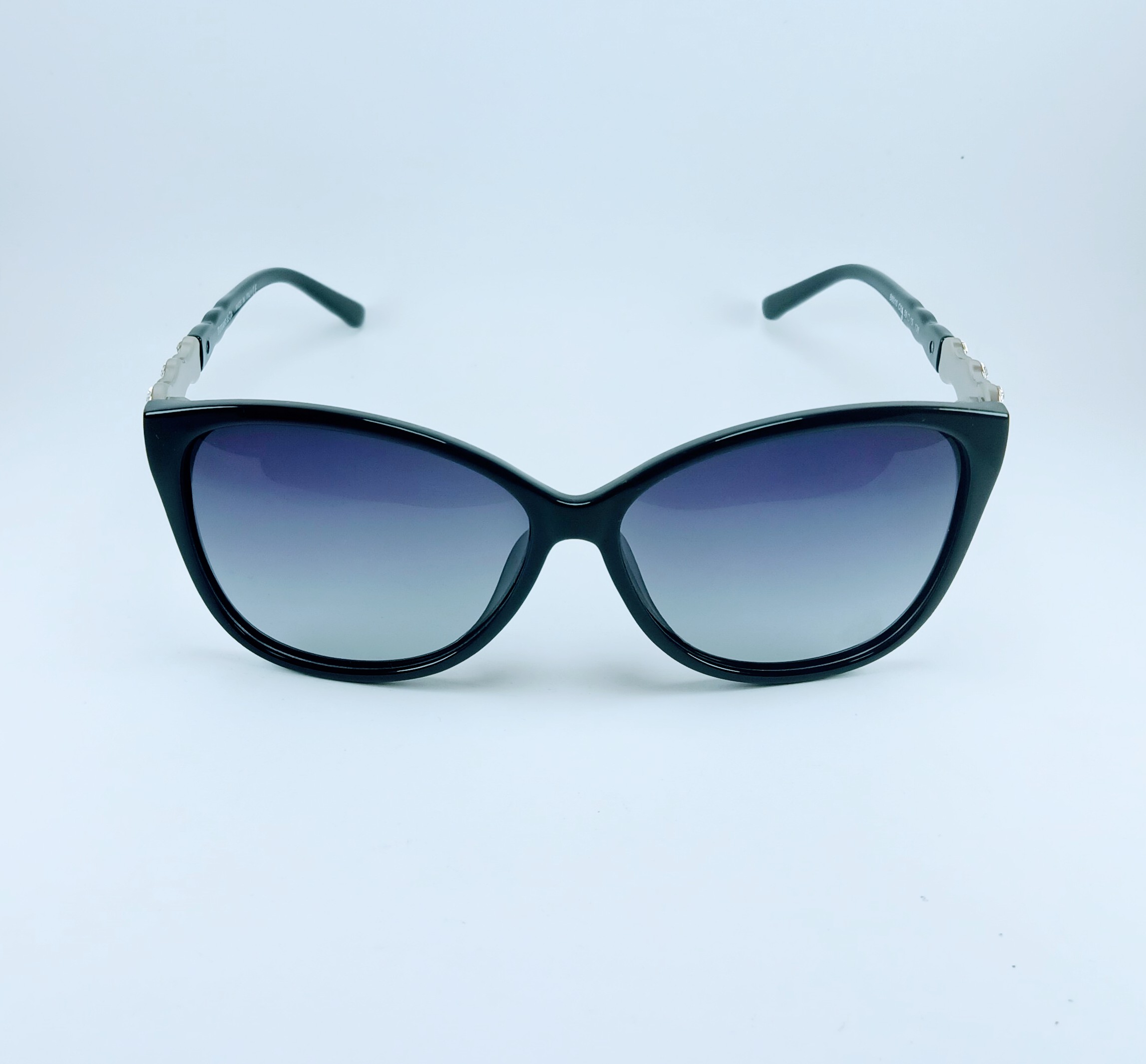 KÍNH MÁT NỮ KIỂU DÁNG MẮT MÈO