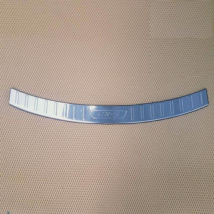 Ốp chống trầy cốp trong, ngoài xe Mazda CX5 2018-2023 inon cao cấp, sáng bóng