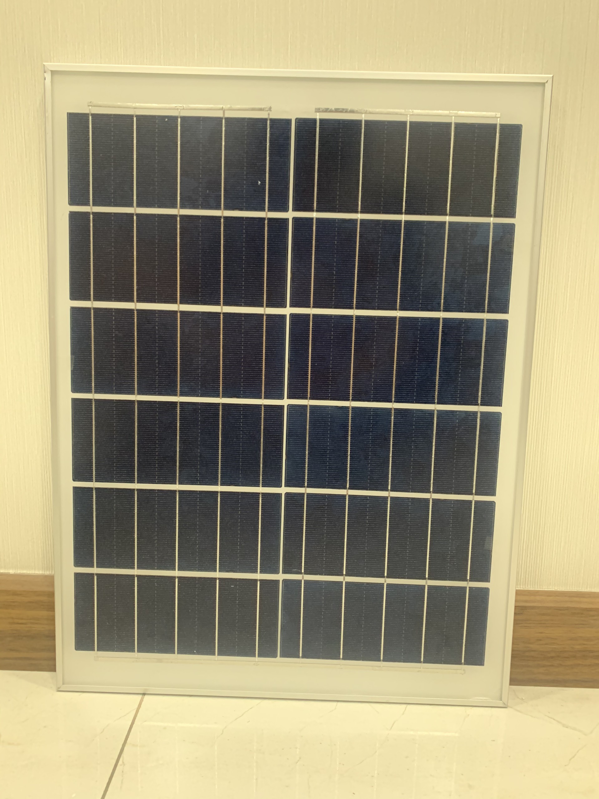 ĐÈN ĐƯỜNG NĂNG LƯỢNG MẶT TRỜI 100W