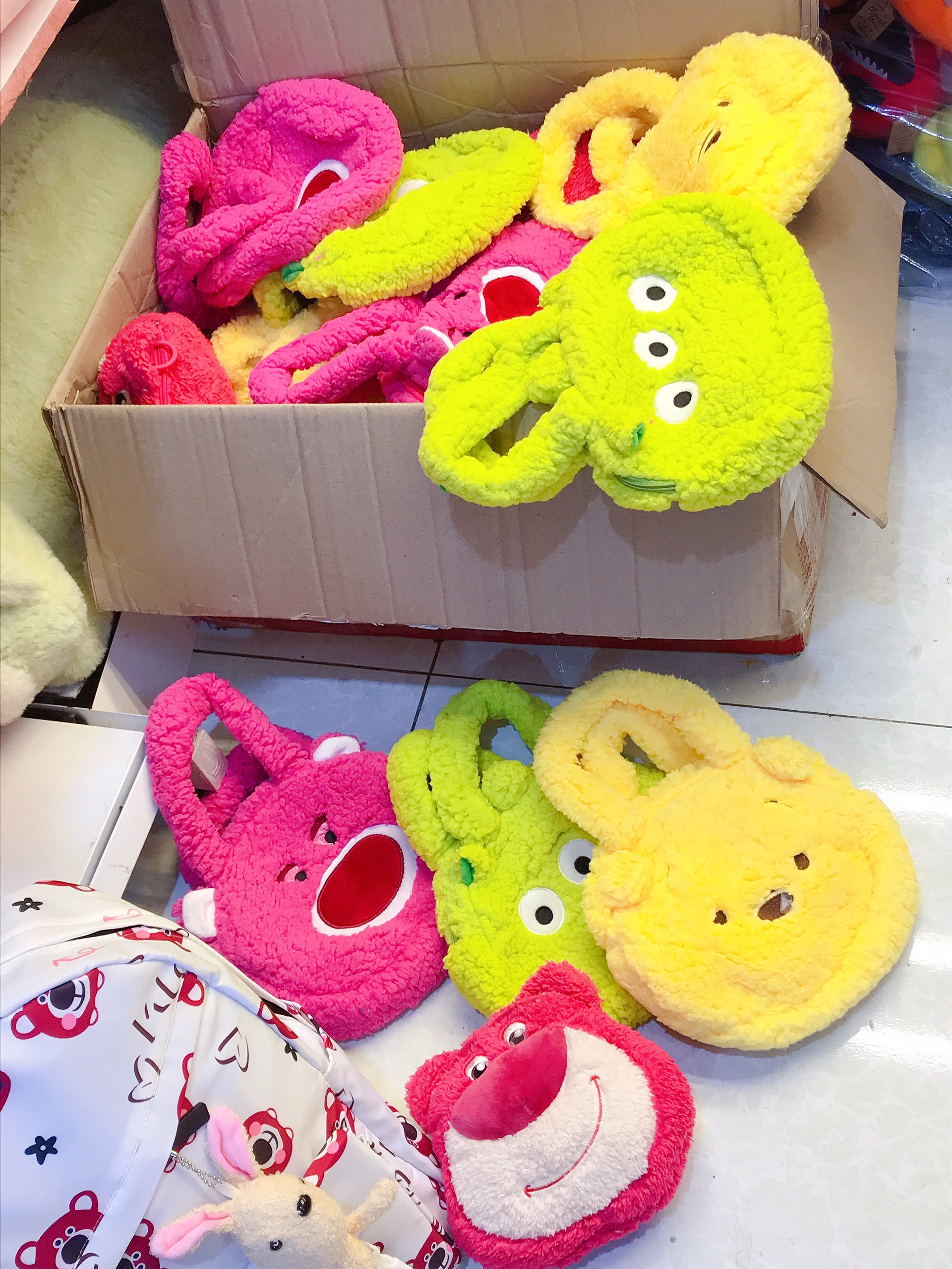 Túi Đeo Vai Hình Thú Nhồi Bông Đáng Yêu - Túi Đeo Gấu Lotso Đi Chơi Đựng Mỹ Phẩm