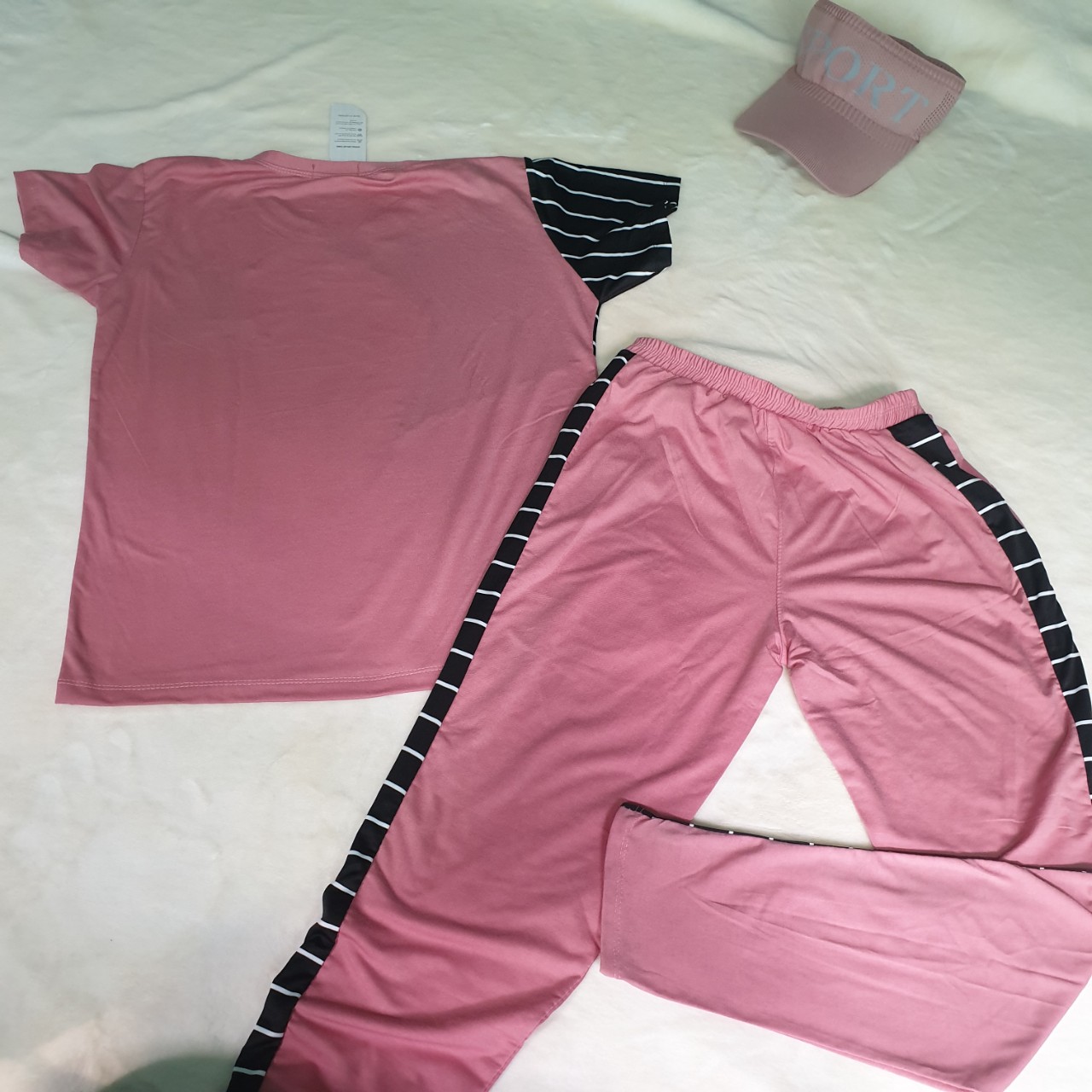 Đồ bộ dài thể thao nữ đẹp thời trang cổ tròn, tay lỡ phối sọc ca rô, thun cotton 4 chiều co dãn cực đẹp, phom chuẩn - aloha style. Size từ 40-65kg