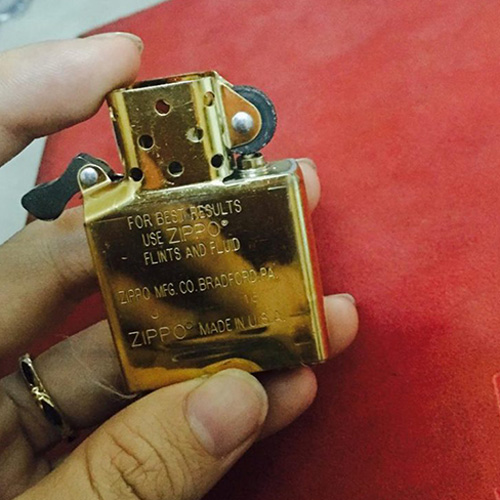 Ruột Zippo mới chính hãng USA – màu vàng KHÔNG KÈM VỎ ZIPPO