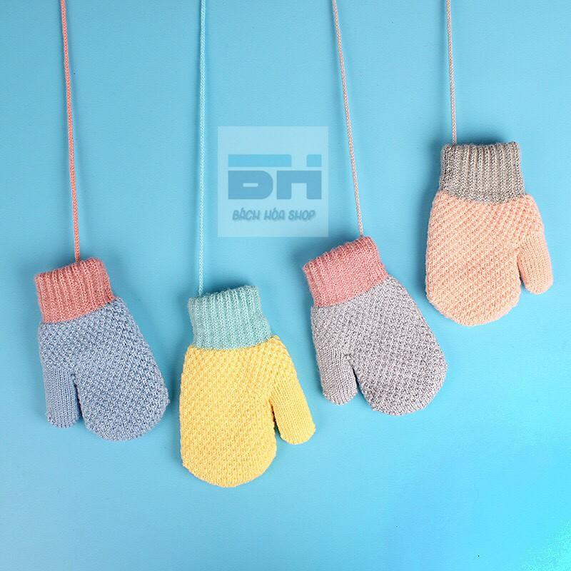 Gang tay len dệt kim hình trái dứa dễ thương