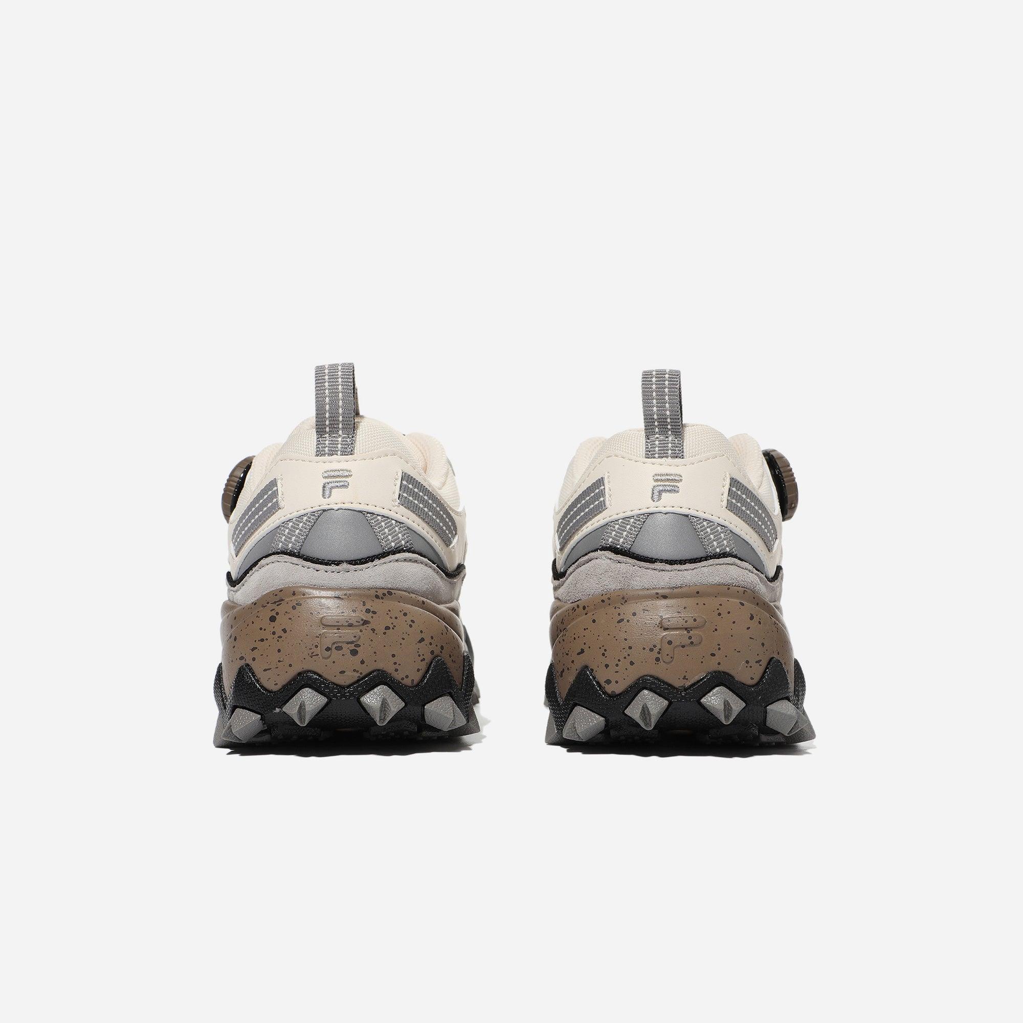 Giày sneaker unisex Fila Oakmont Tr Dial - 1JM01671E