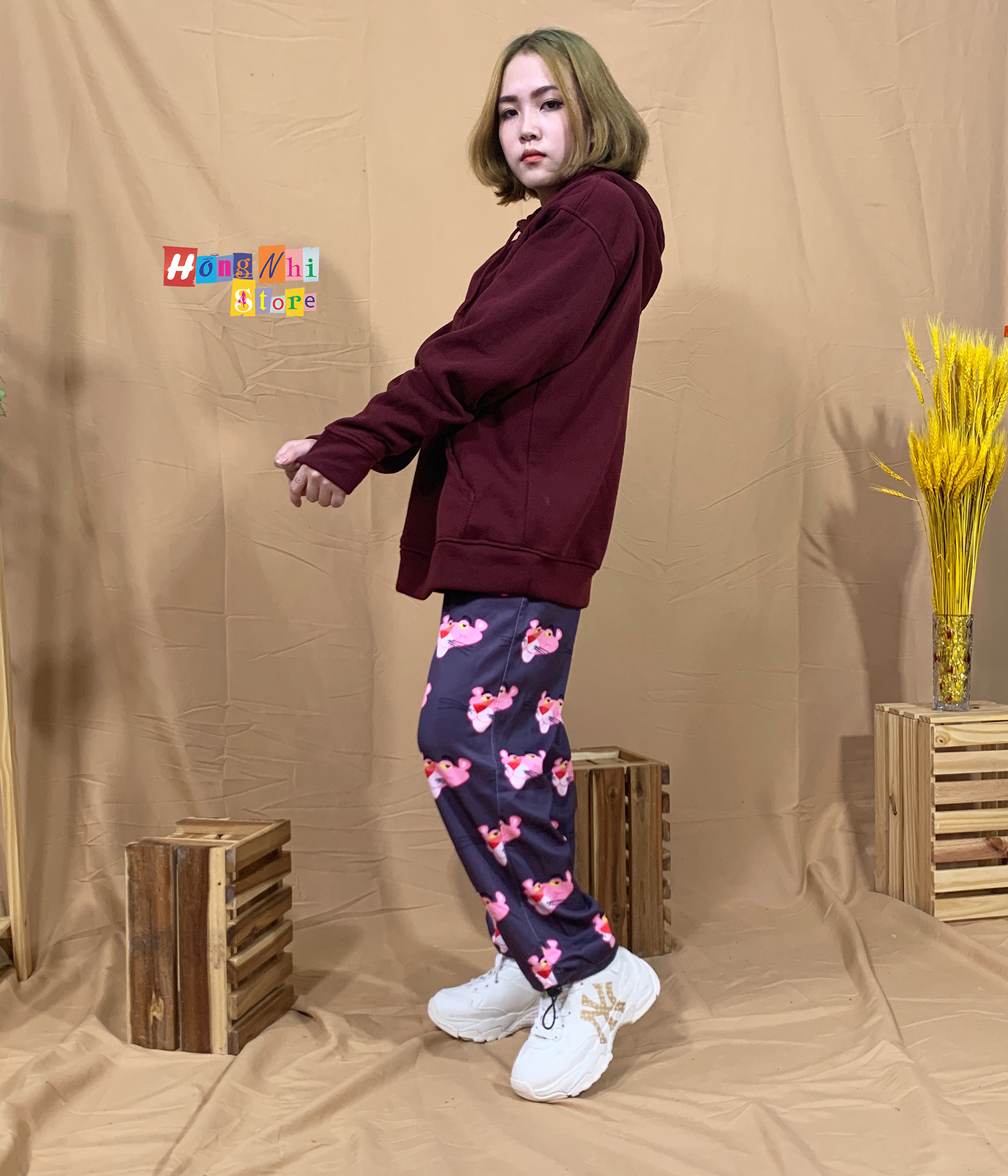 Quần Hoạt Hình Dài Dây Rút Lai Báo Hồng Cartoon Pant Oversize Ulzzang Unisex - MM