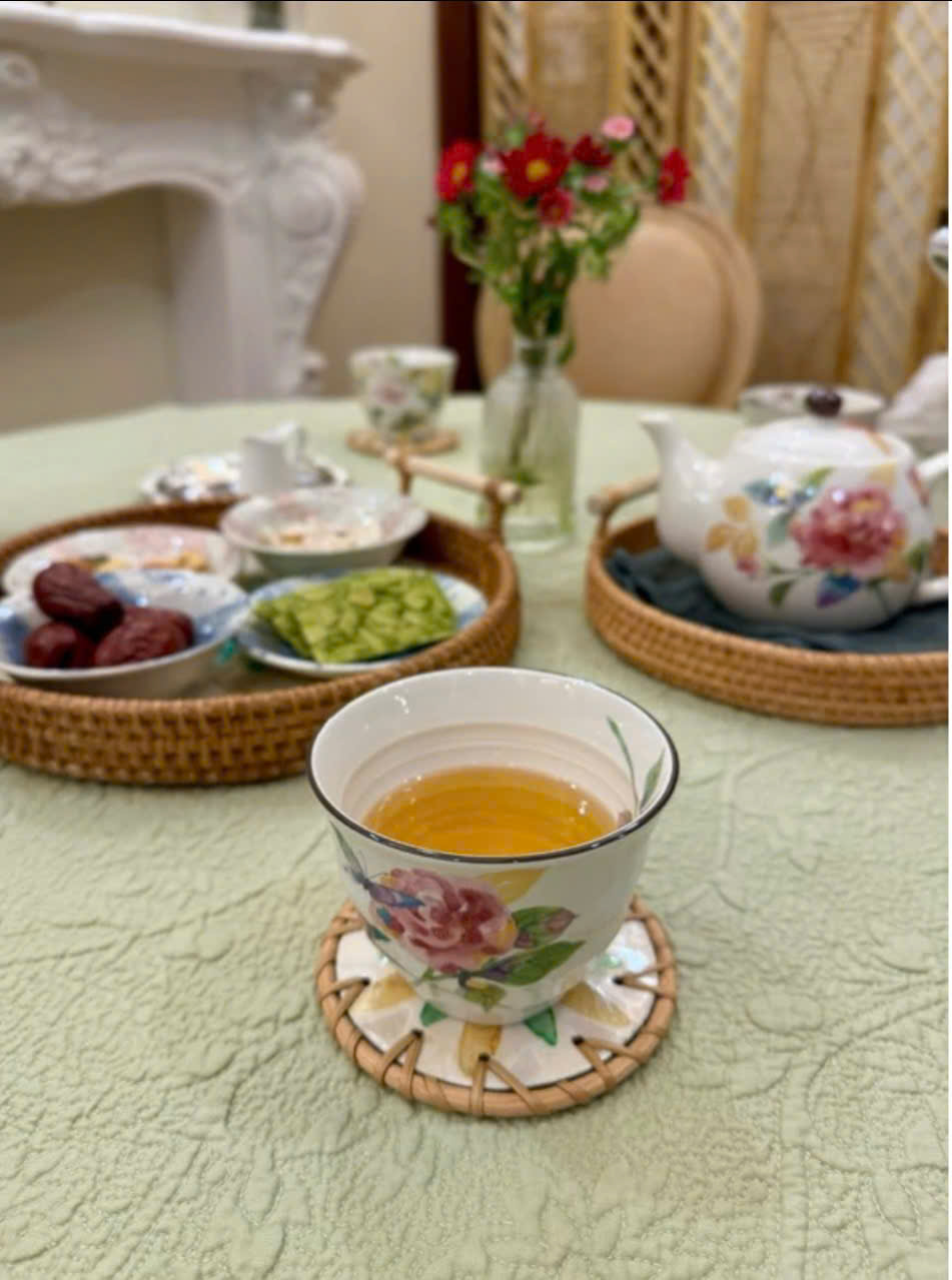 Royal camellia chrysantha Oolong Tea/ Trà Oolong hoa vàng Cung Đình 100g