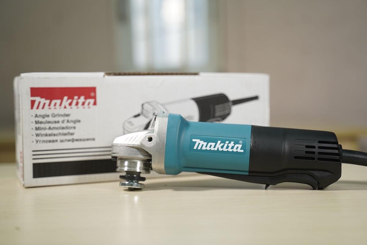 MÁY MÀI GÓC 100MM 840W MAKITA 9556HP - HÀNG CHÍNH HÃNG
