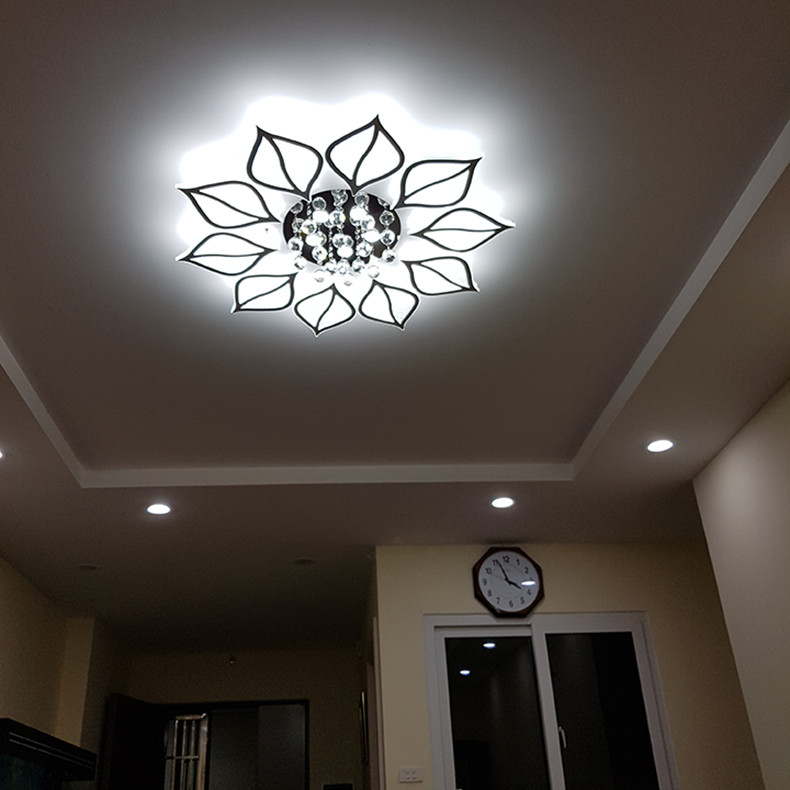 Đèn chùm pha lê phòng khách đẹp - HOMELADY07