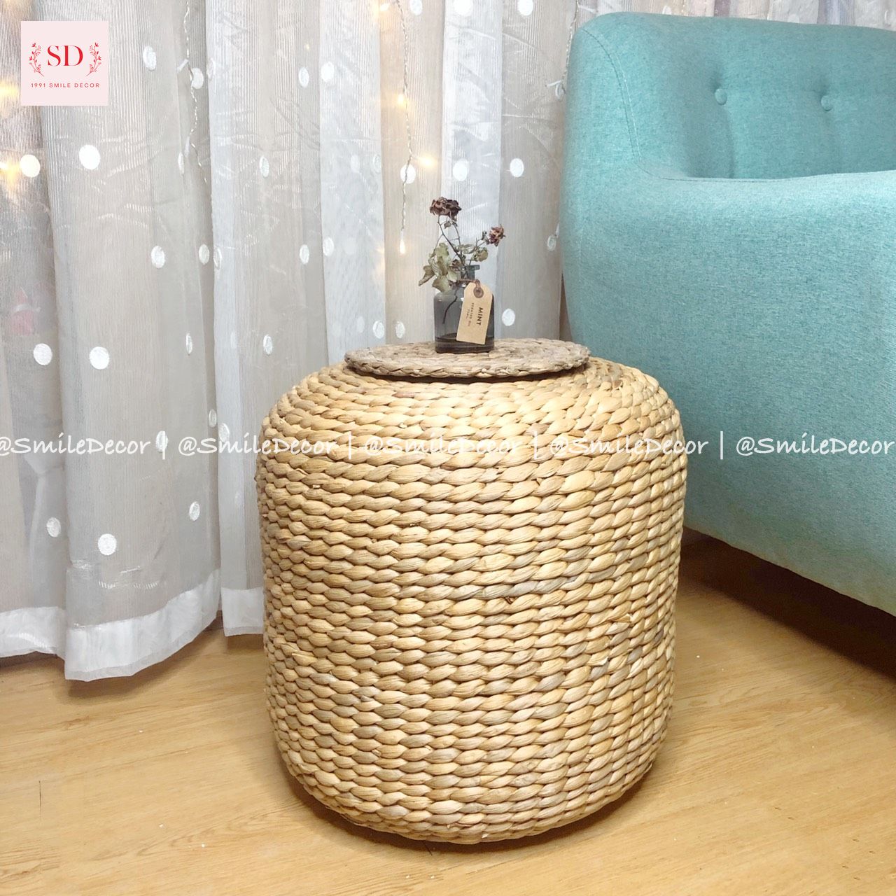 Ghế đôn bèo tây (lục bình) D40xH40 cm Smile Decor dáng cong trang trí homestay/ Hyacinth stool natural color for homestay