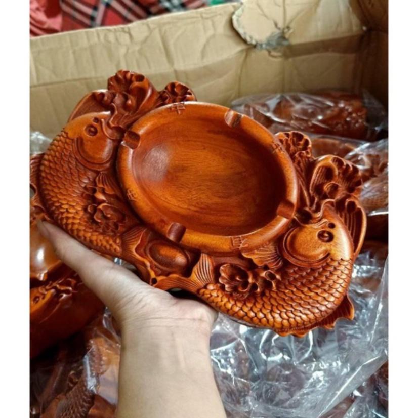 Gạt tàn cá chép gỗ hương nguyên khối loại to