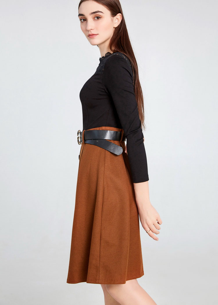 Đầm xòe mùa thu cổ ren kèm belt