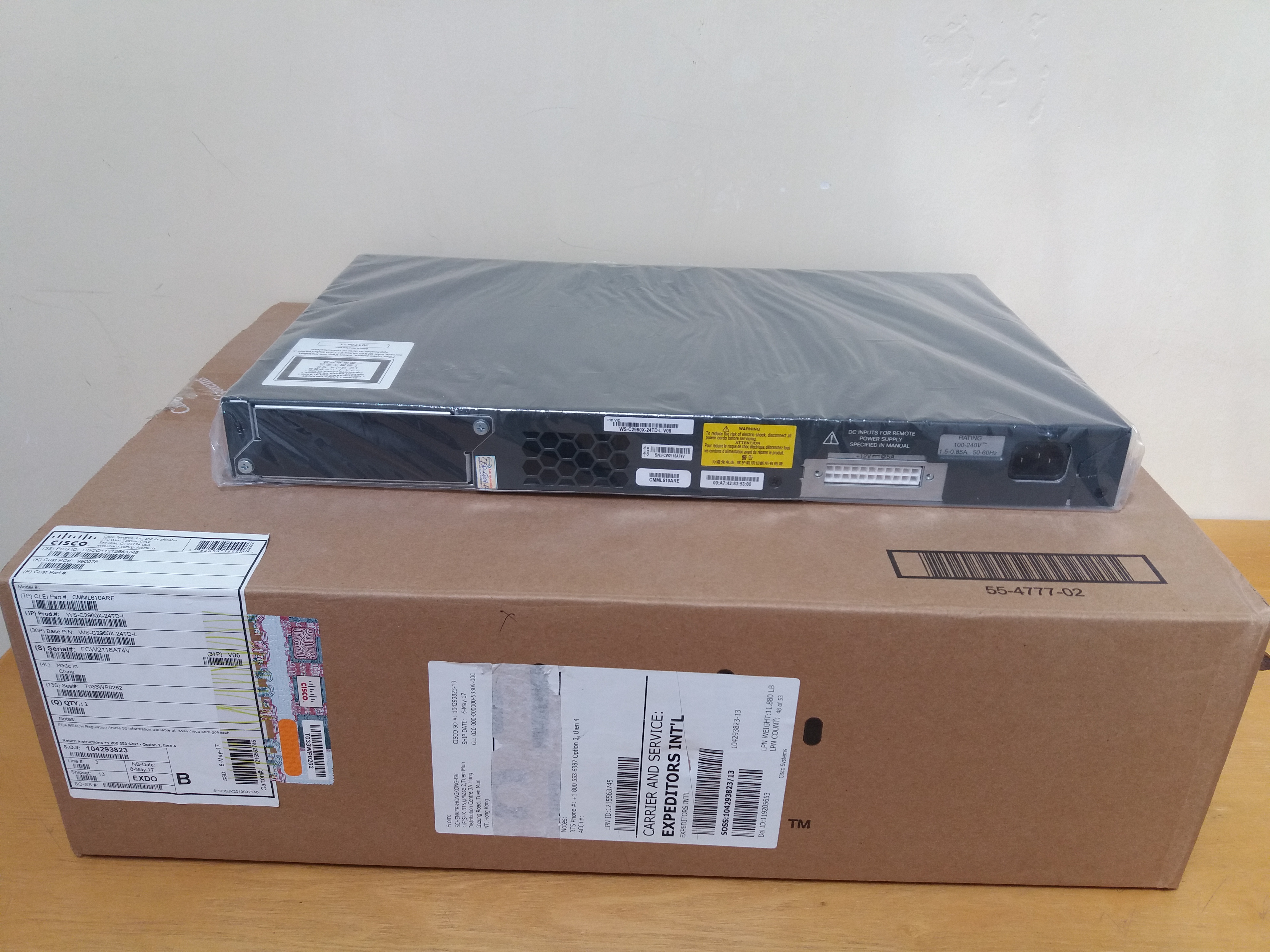 Switch Cisco Catalyst WS-C2960X-24TD-L - 24 ports
