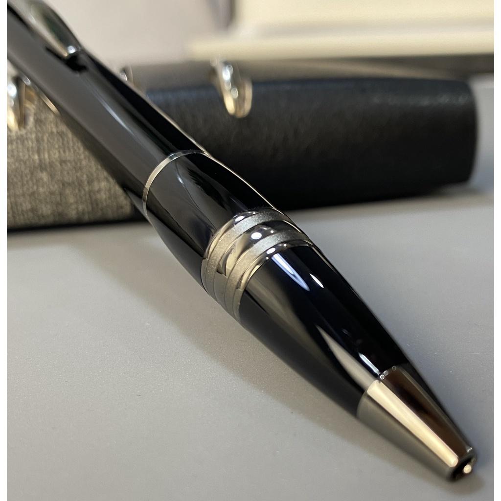 Bút ký doanh nhân cao cấp, thương hiệu hàng đầu thế giới, bút bi Montblanc Starwalker Ballpoint Pen Midnight Black