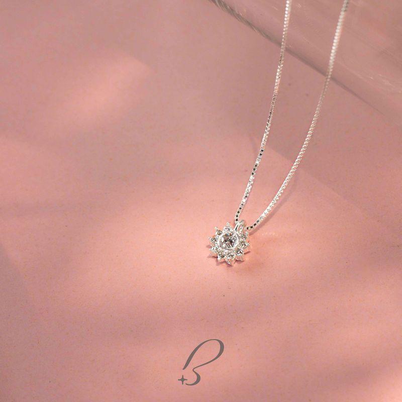 Vòng cổ bạc Bling it hoa nhỏ đính đá BIVC131
