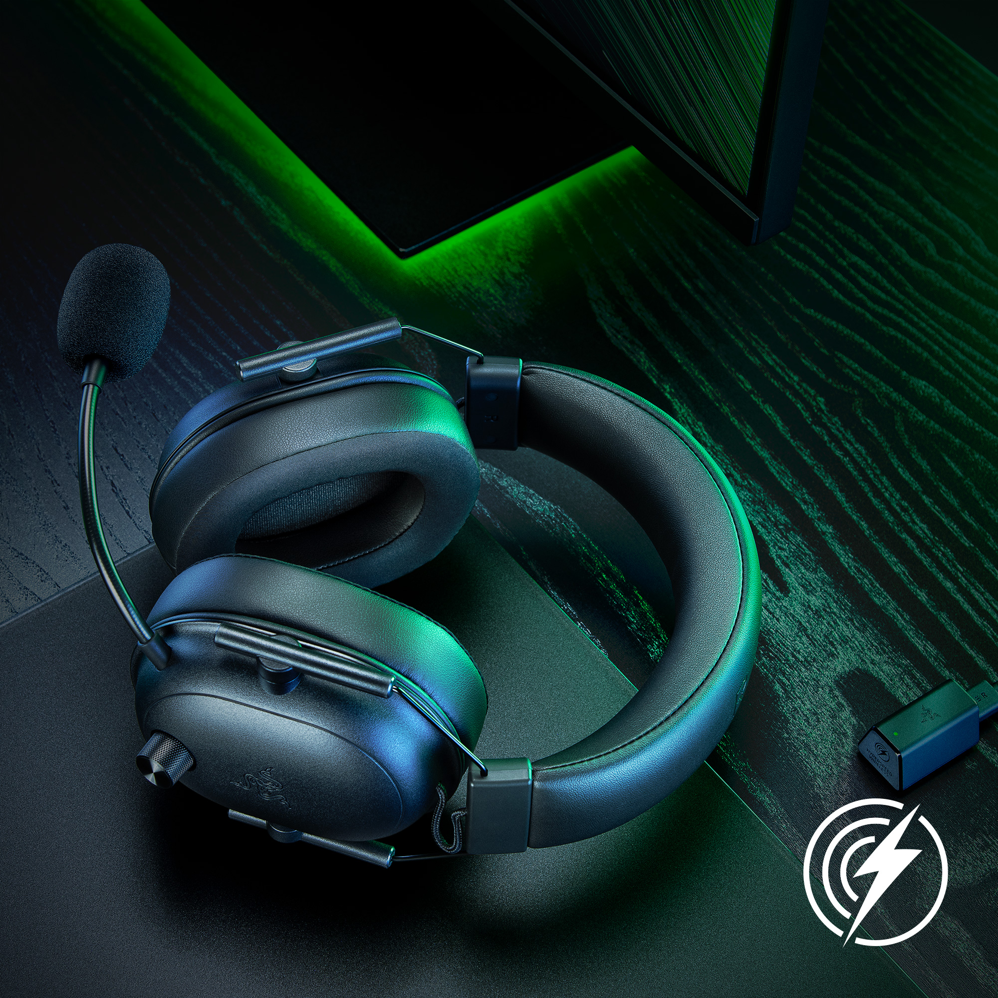 Tai nghe không dâu chùm đầu Razer BlackShark V2 HyperSpeed-Wireless Ultra-Lightweight Esports Headset (Hàng chính hãng)