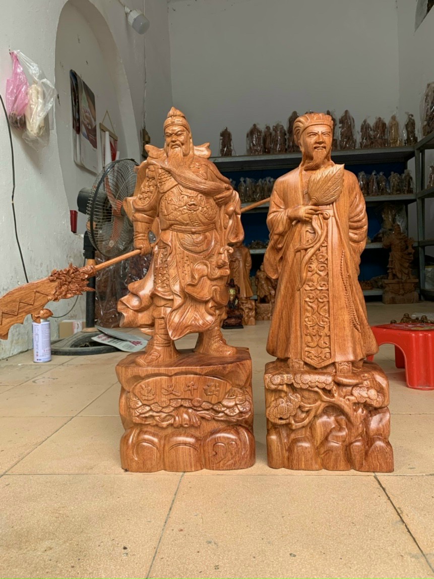 Cặp tượng quan văn ,quan võ song toàn ,khổng minh gia cát lượng ,và tượng quan công bằng gỗ hương đá kt cao 60×16×15cm