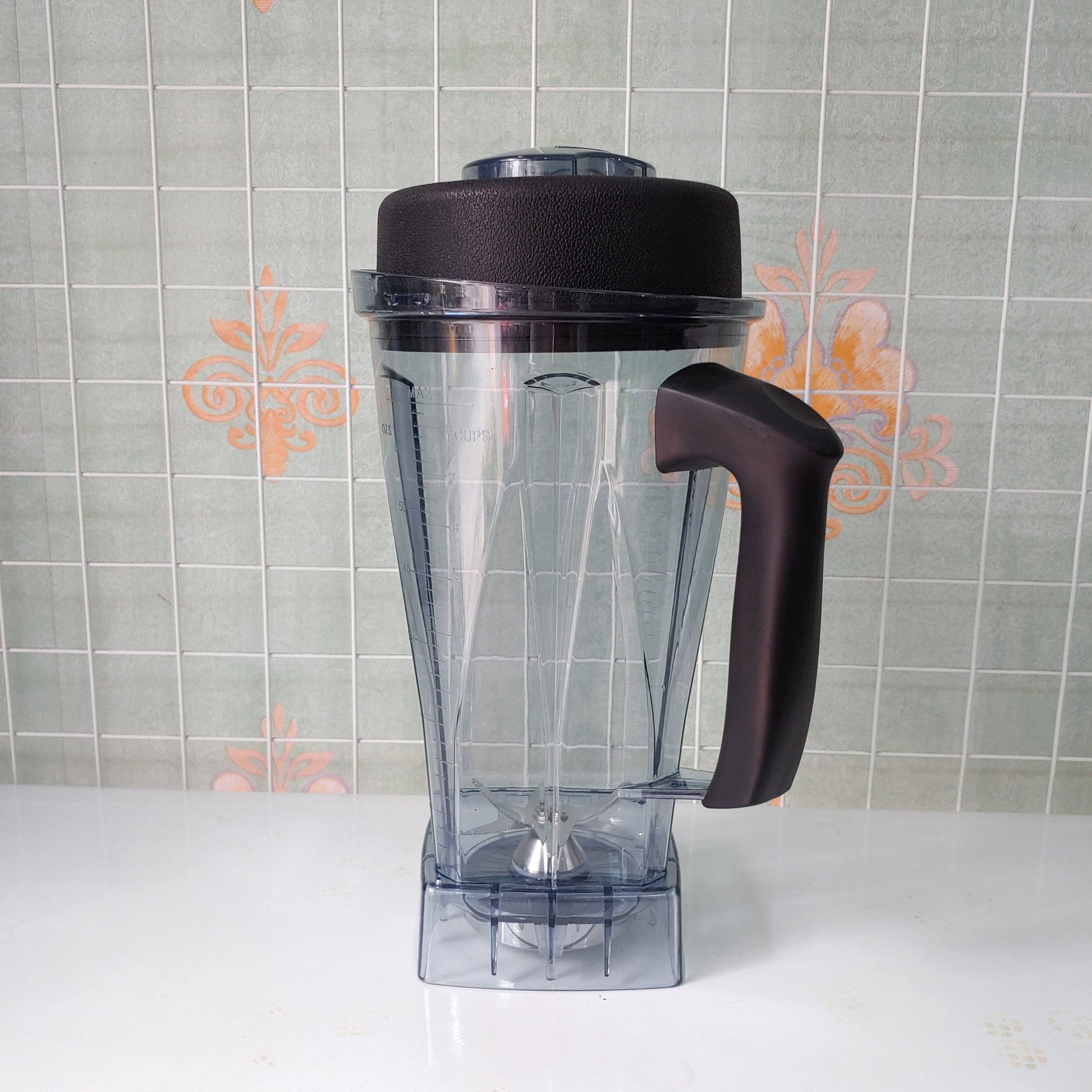 Cối xay 2 lít, lưỡi dao 6 cánh - phụ kiện máy xay sinh tố công nghiệp