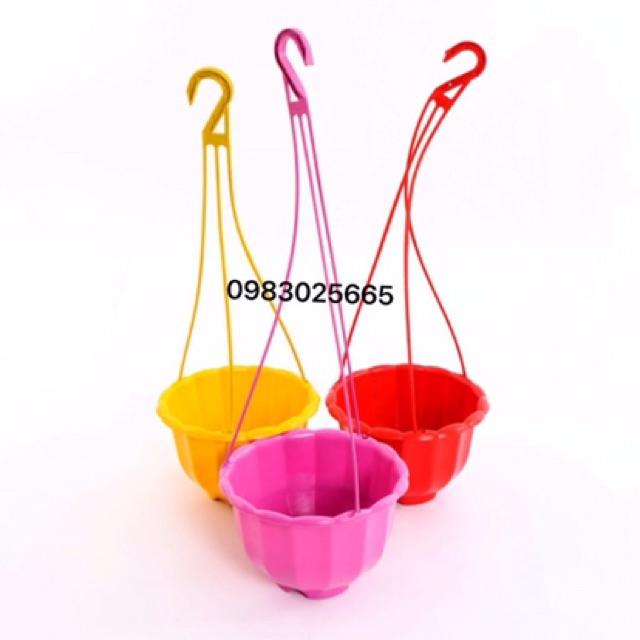 Combo 10 chậu nhựa đủ màu có dây treo đường kính 22cmx16cm trồng cây và hoa
