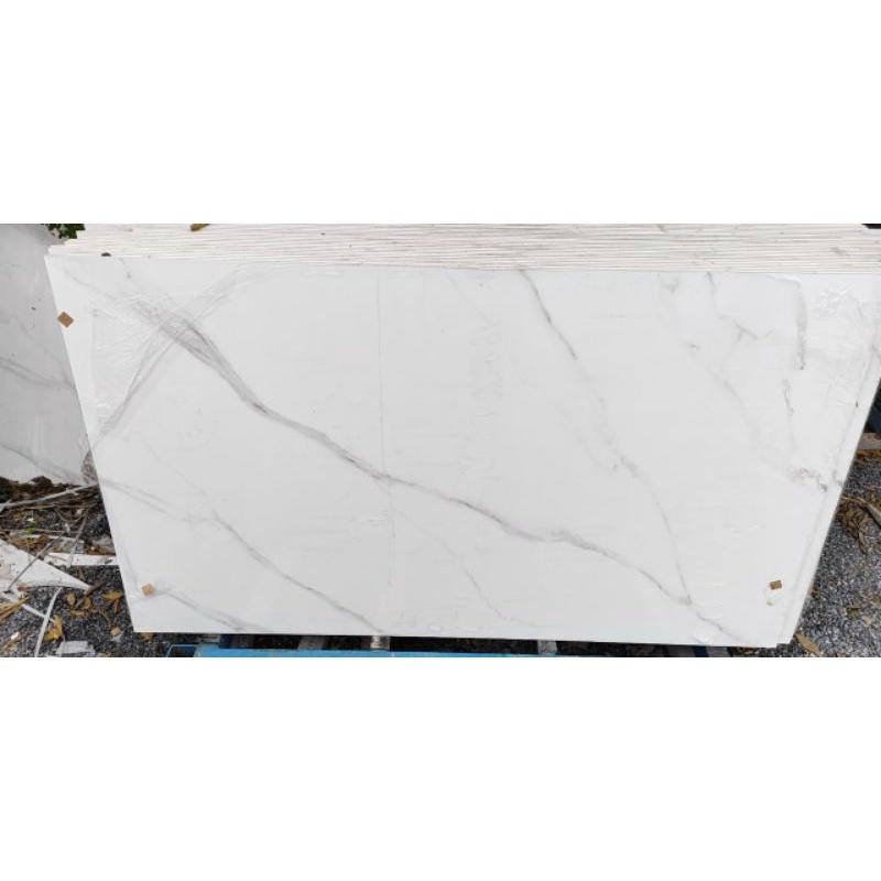 Bàn ăn 4 ghế mặt đá ceramic chống ố, chống thấm,chống trầy chân gỗ tầm nhìn mới Ms001
