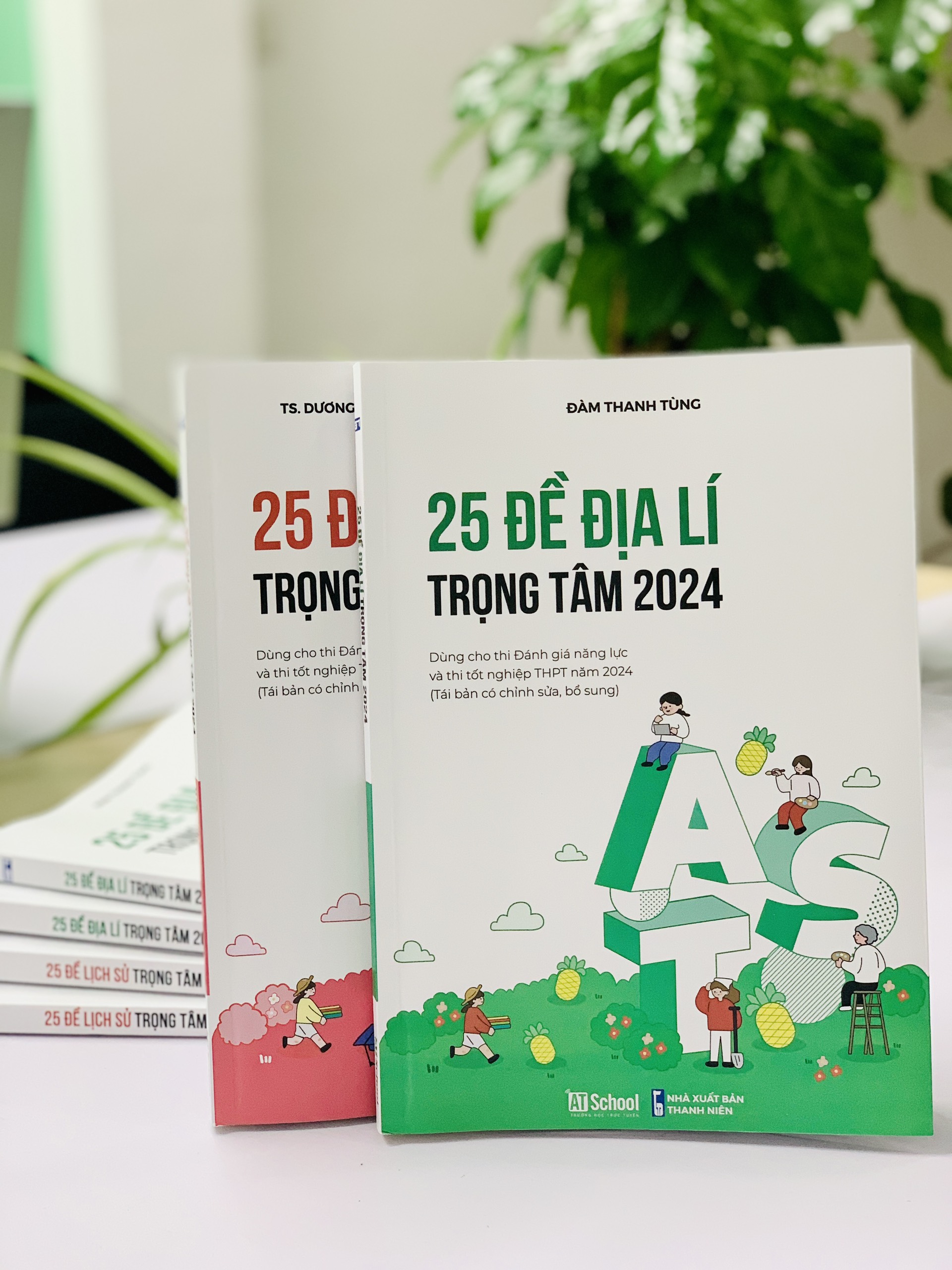 Combo 25 đề Địa lí - Lịch sử trọng tâm thi tốt nghiệp THPT, Đánh giá năng lực ( Phiên bản 2024)