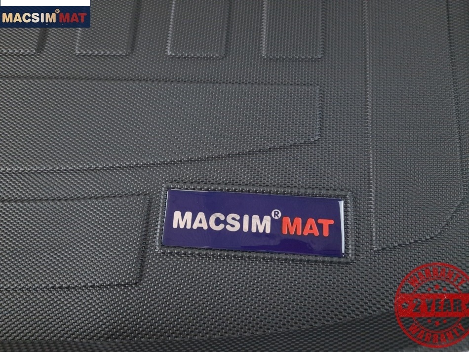 Thảm lót cốp xe ô tô Toyota Yaris 2018+ nhãn hiệu Macsim chất liệu TPV cao cấp màu đen(051)